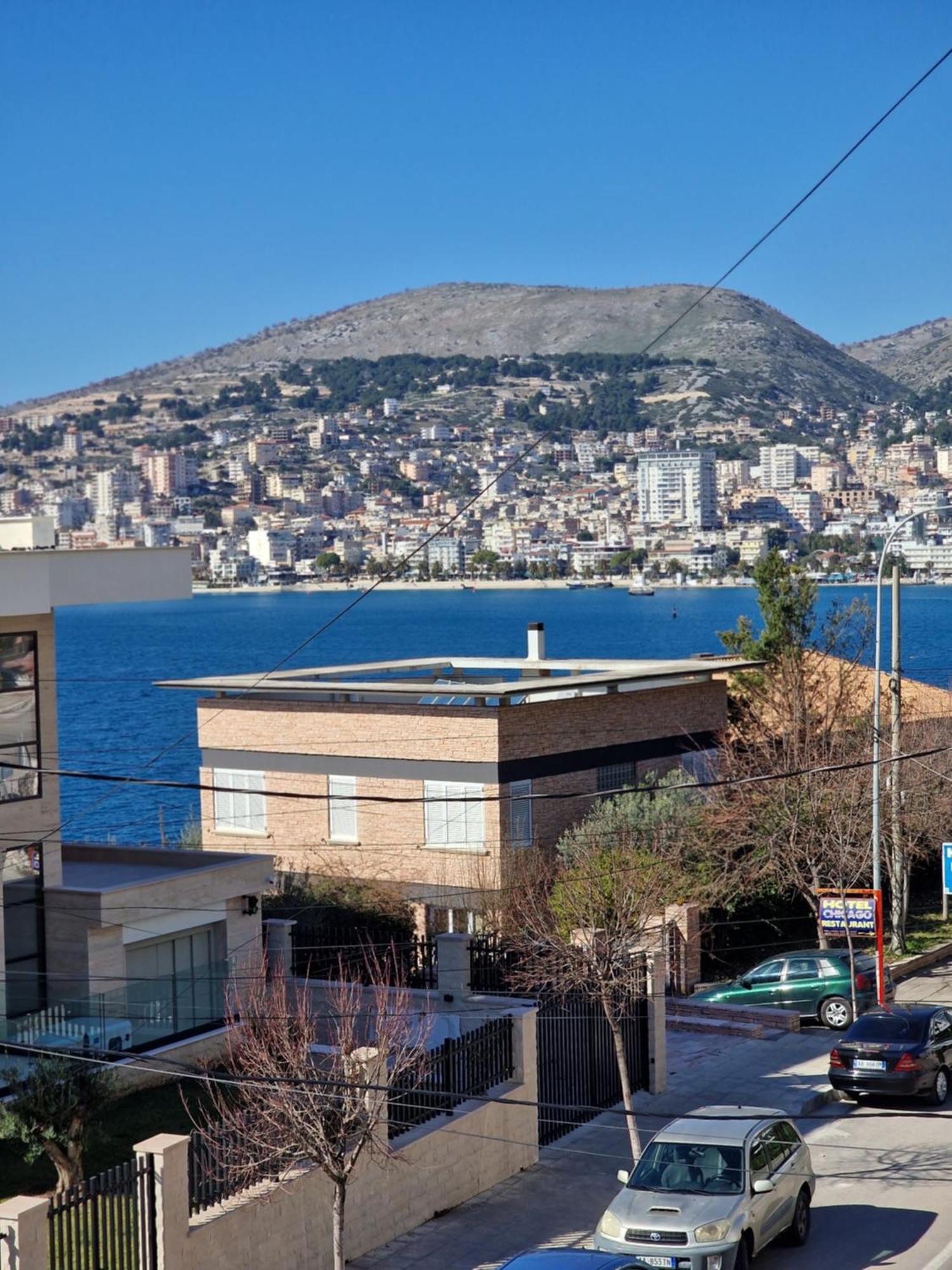 Beachfront Apartment Sarandë Exterior foto