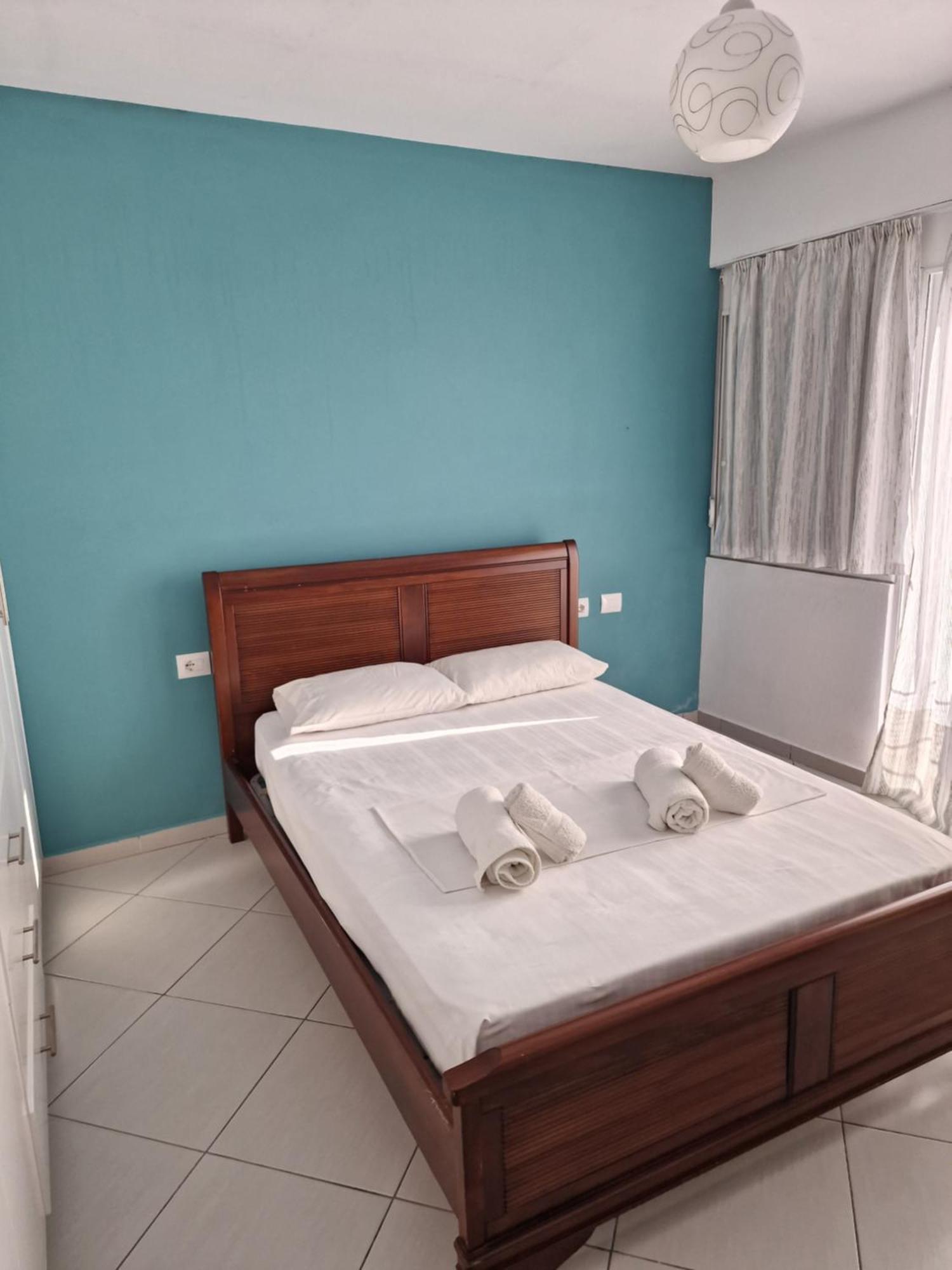 Beachfront Apartment Sarandë Exterior foto
